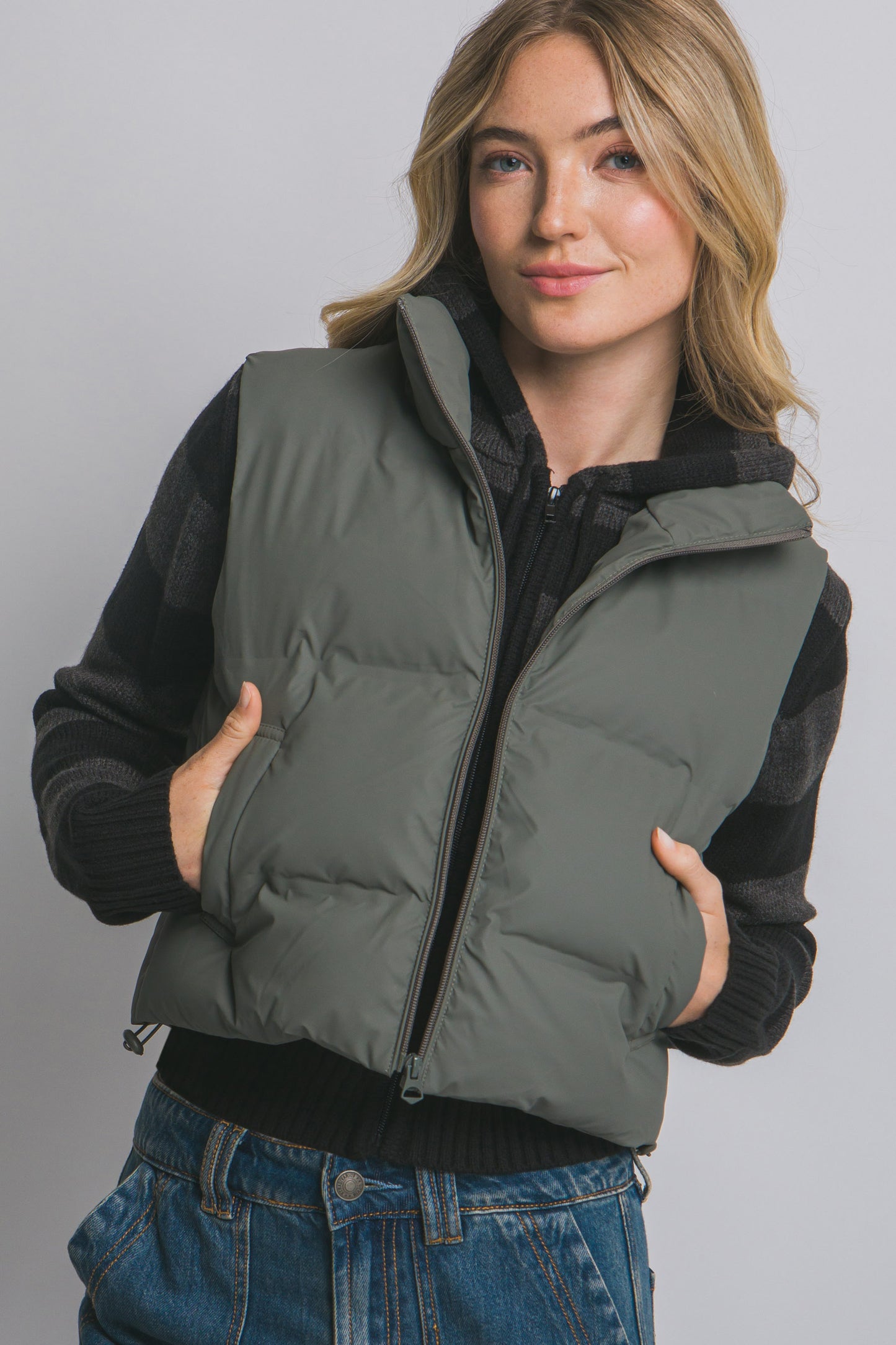 Cropped Puffer Vest ~ Deep Evergreen