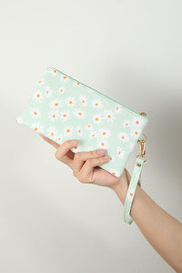 Daisy Wristlet