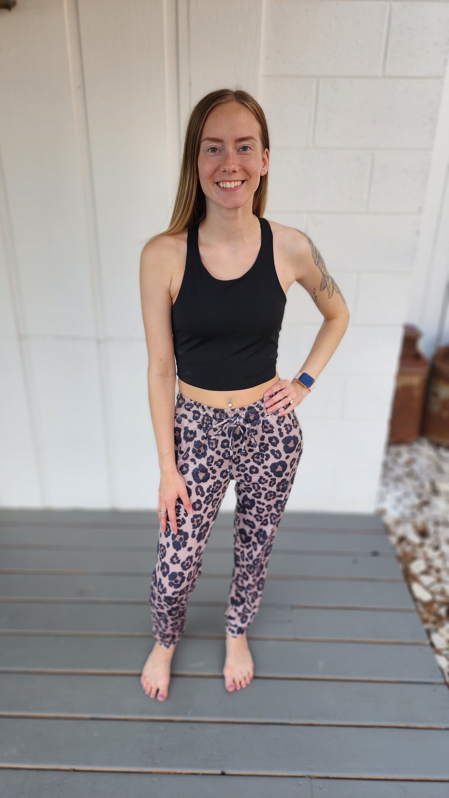 Yelete Strappy Back Sports Bra - Plus