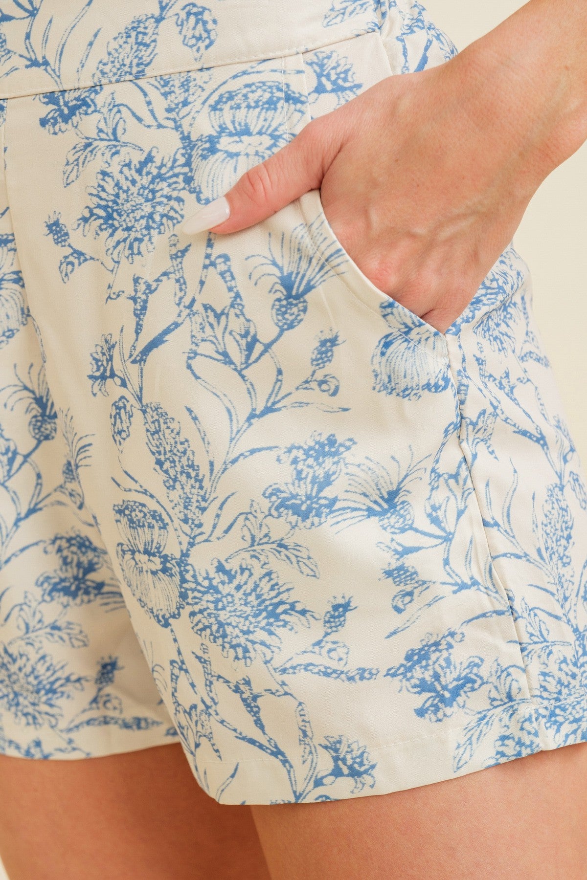 Toile Blooms Shorts