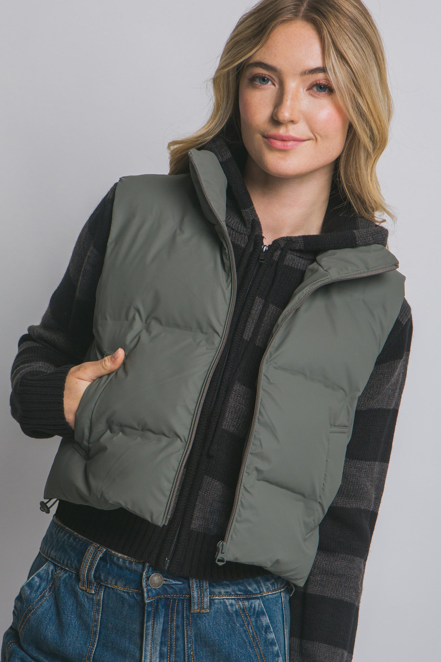Cropped Puffer Vest ~  Deep Evergreen
