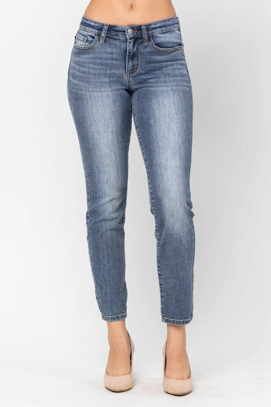 Judy Blue Mid-Rise Classic Slim Fit Jeans