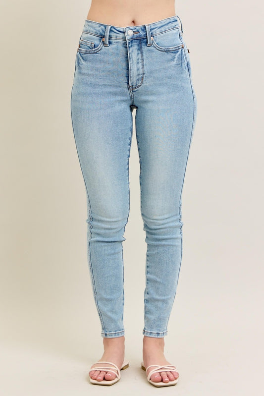 Judy Blue Mid-Rise Tummy Control Vintage Wash Skinnies