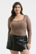 Load image into Gallery viewer, Scoop Neck Henley - Mocha (Curvy)
