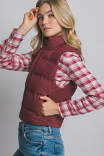 Load image into Gallery viewer, Burgundy Slim-Fit Puffer Vest
