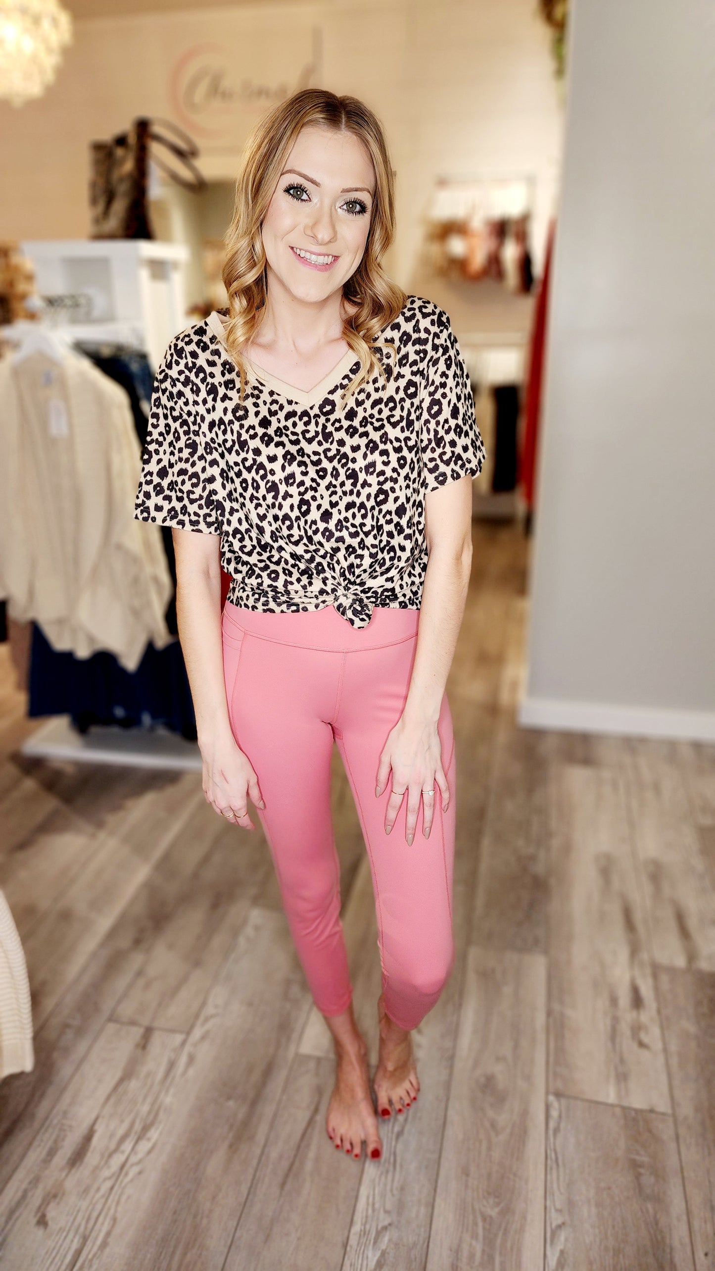 Activewear Seam Leggings with Pocket