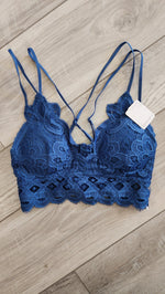 Load image into Gallery viewer, Crochet Lace Bralette
