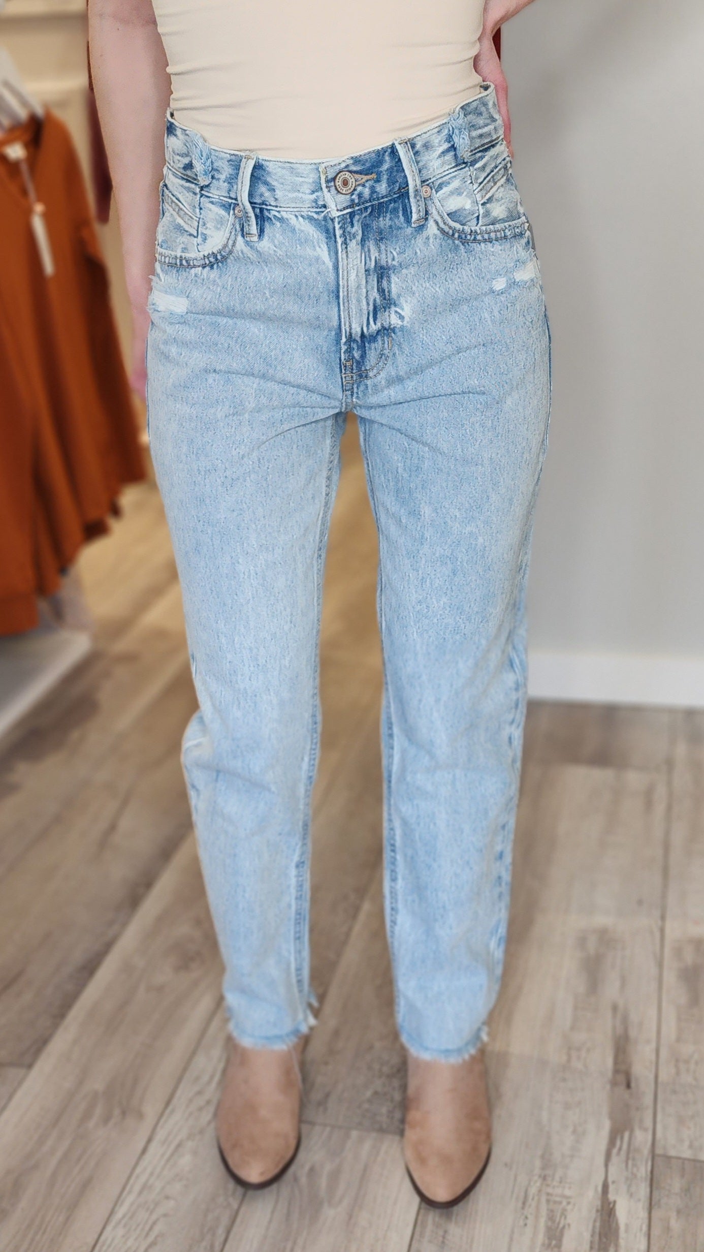 KanCan High Rise Straight Fit Jeans